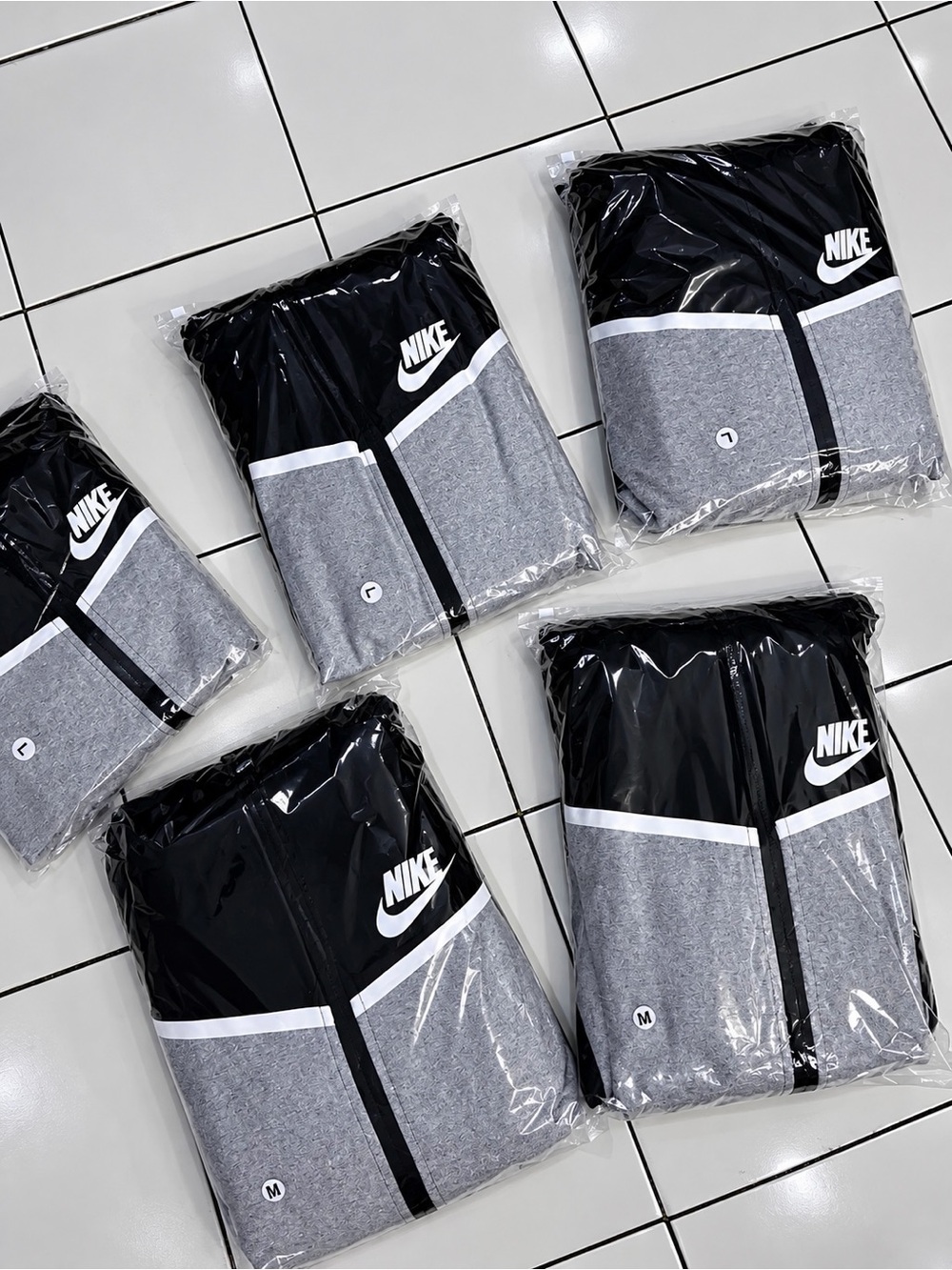 Nike Men’s Black & Gray Panel Athletic Shorts